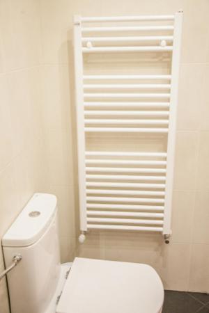 לוגרוניו Pension Parque Del Ebro (Adults Only) מראה חיצוני תמונה