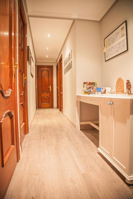 לוגרוניו Pension Parque Del Ebro (Adults Only) מראה חיצוני תמונה